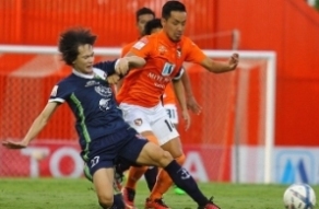 ไฮไลท์ฟุตบอล ไทยพรีเมียร์ลีก ราชบุรี มิตรผล เอฟซี 2-1 ราชนาวี