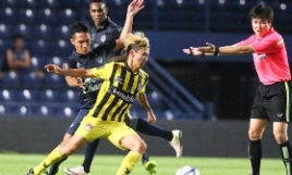 ไฮไลท์ฟุตบอล บุรีรัมย์ ยูไนเต็ด 3-1 สงขลา ยูไนเต็ด